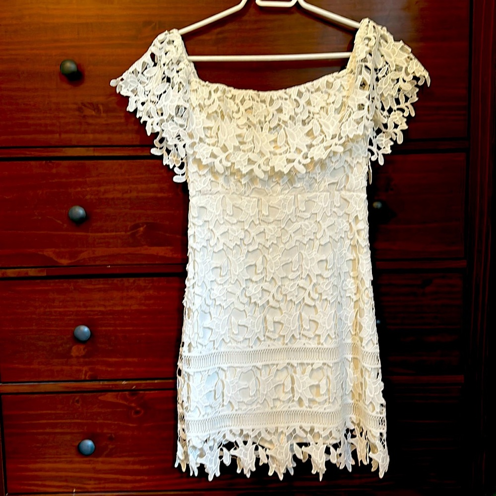 Astr the Label White Lace Dress